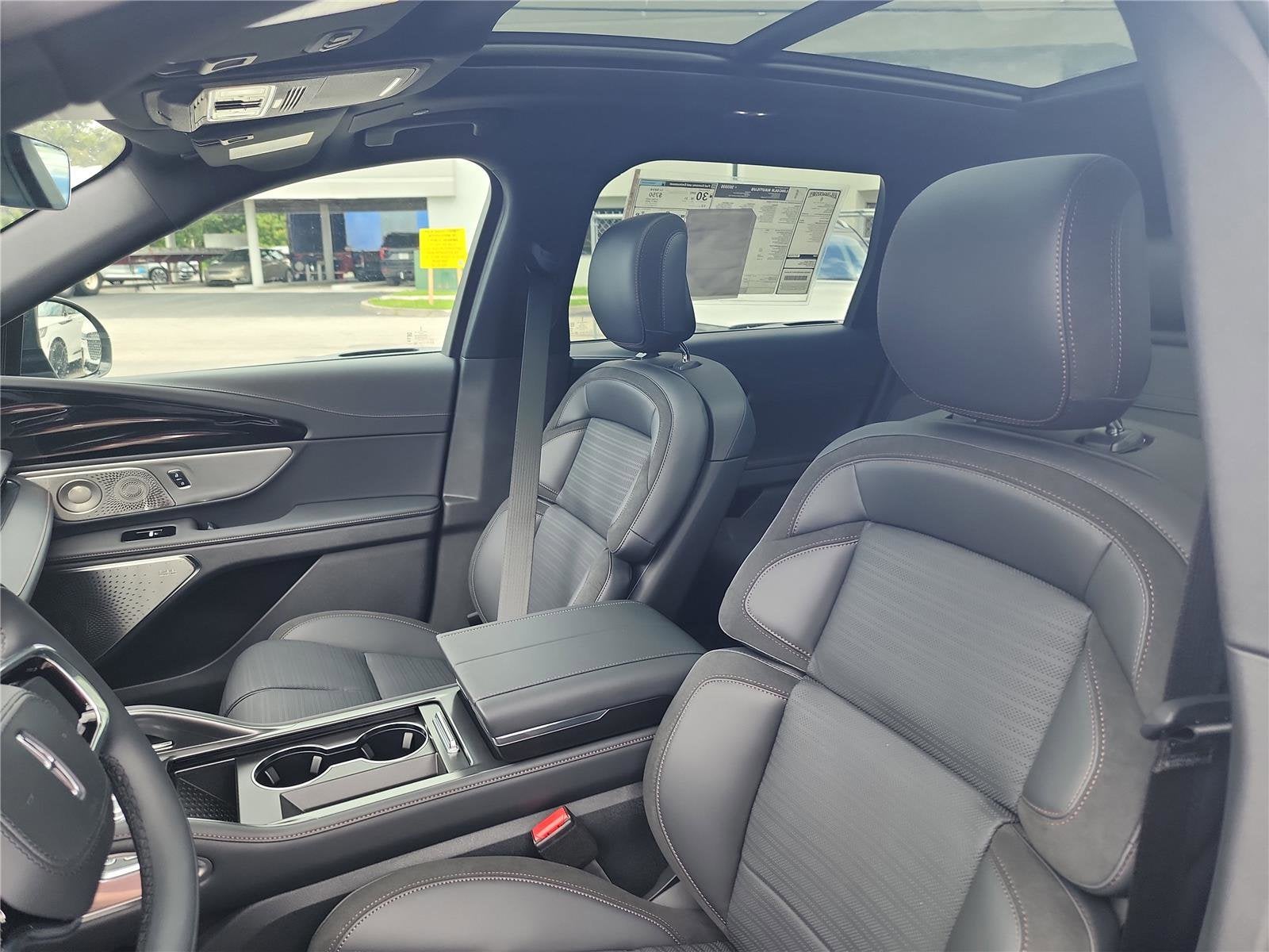 2025 Lincoln Nautilus Reserve