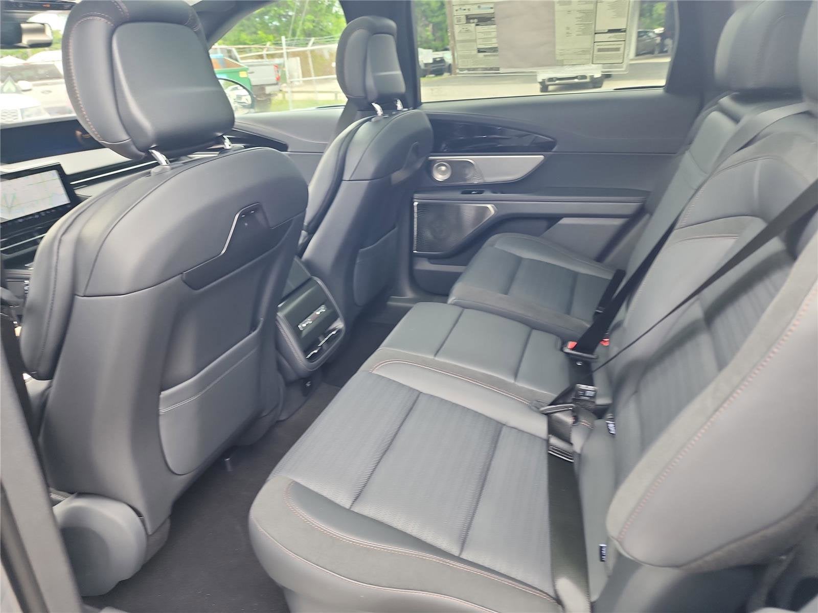 2025 Lincoln Nautilus Reserve