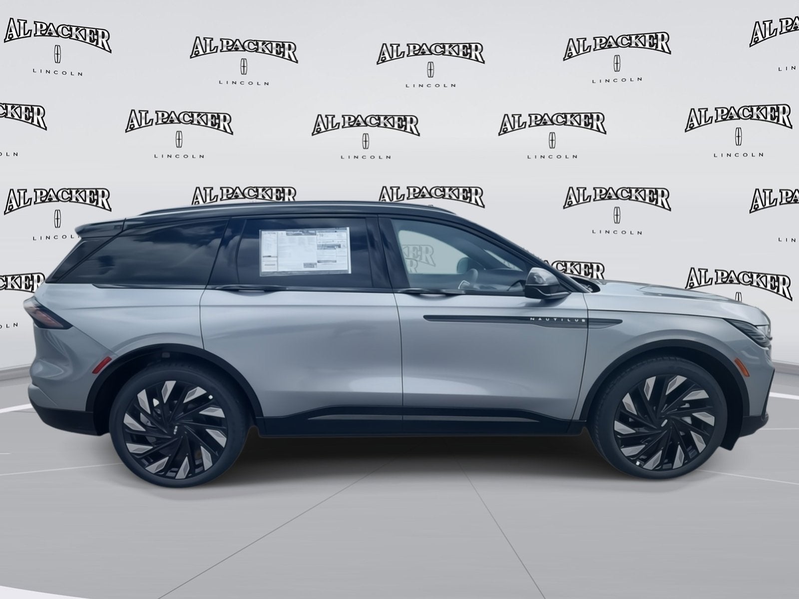 2025 Lincoln Nautilus Reserve