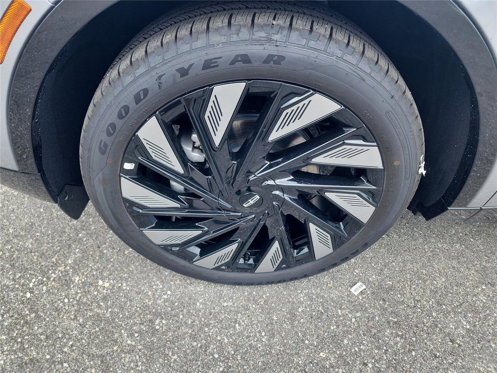 2025 Lincoln Nautilus Reserve