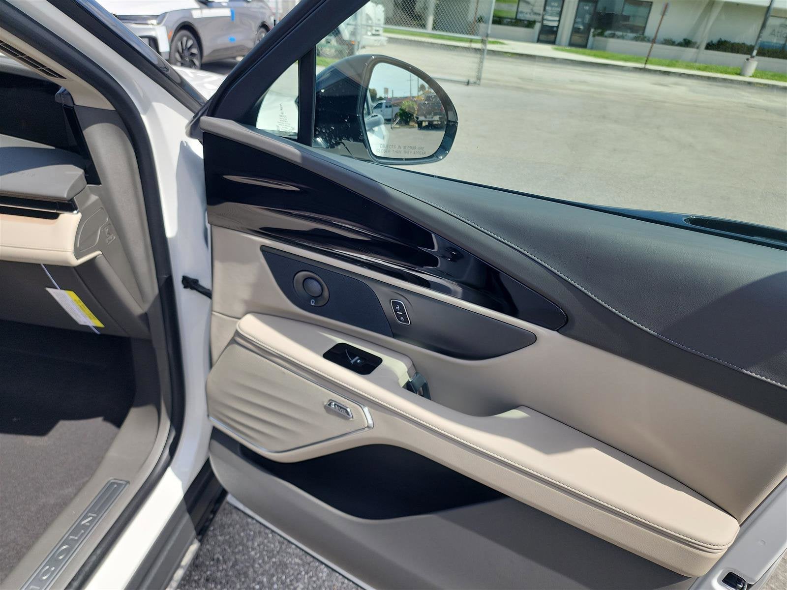 2025 Lincoln Nautilus Reserve