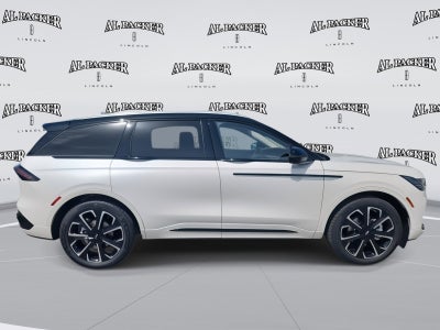 2025 Lincoln Nautilus Reserve