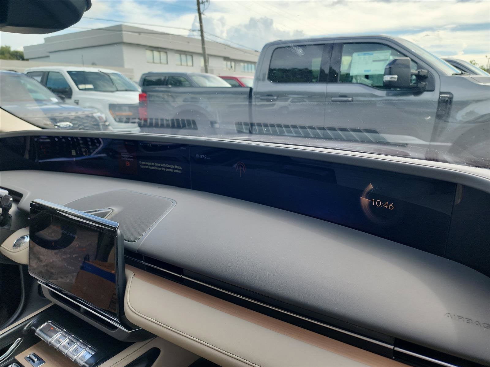 2025 Lincoln Nautilus Reserve