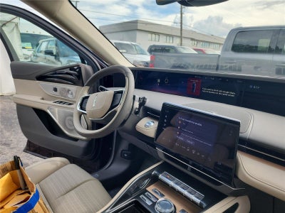 2025 Lincoln Nautilus Reserve