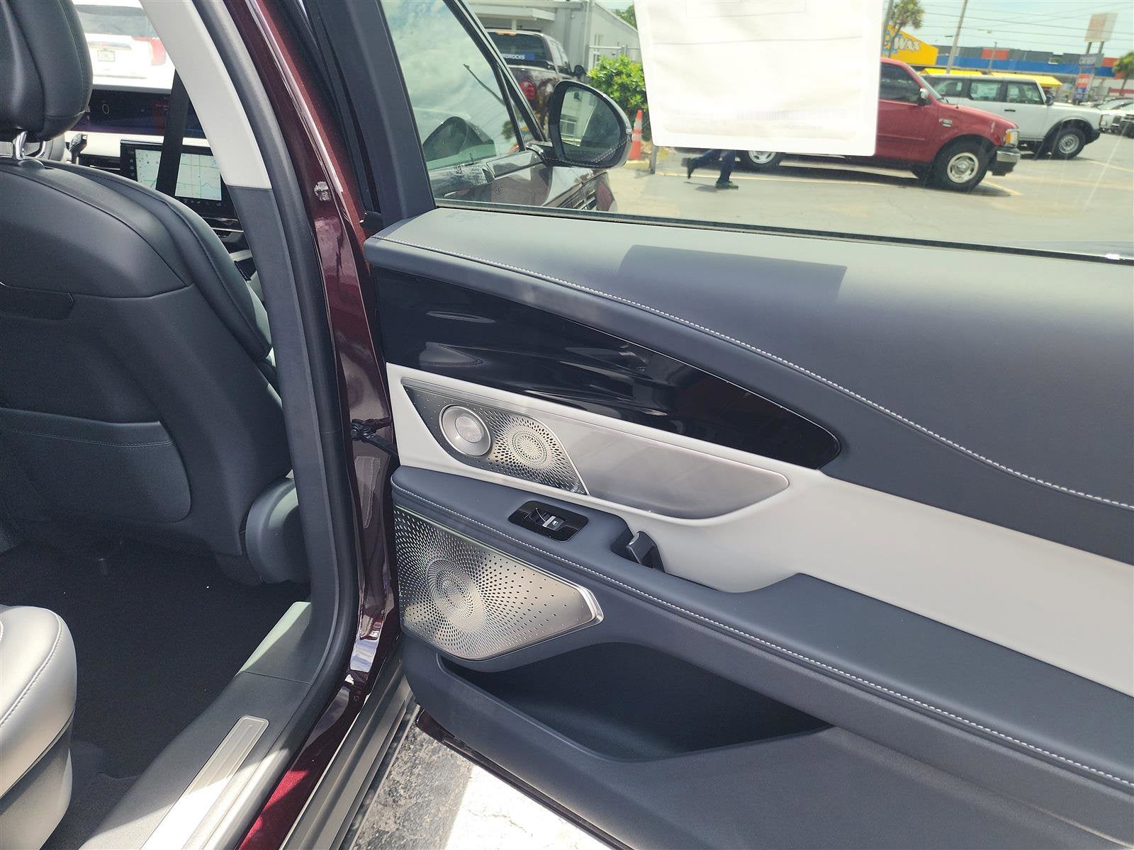 2025 Lincoln Nautilus Reserve