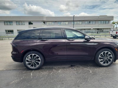 2025 Lincoln Nautilus Reserve