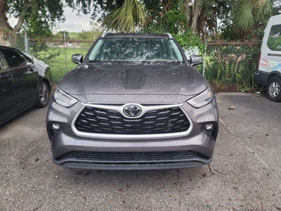 2024 Toyota Highlander XLE