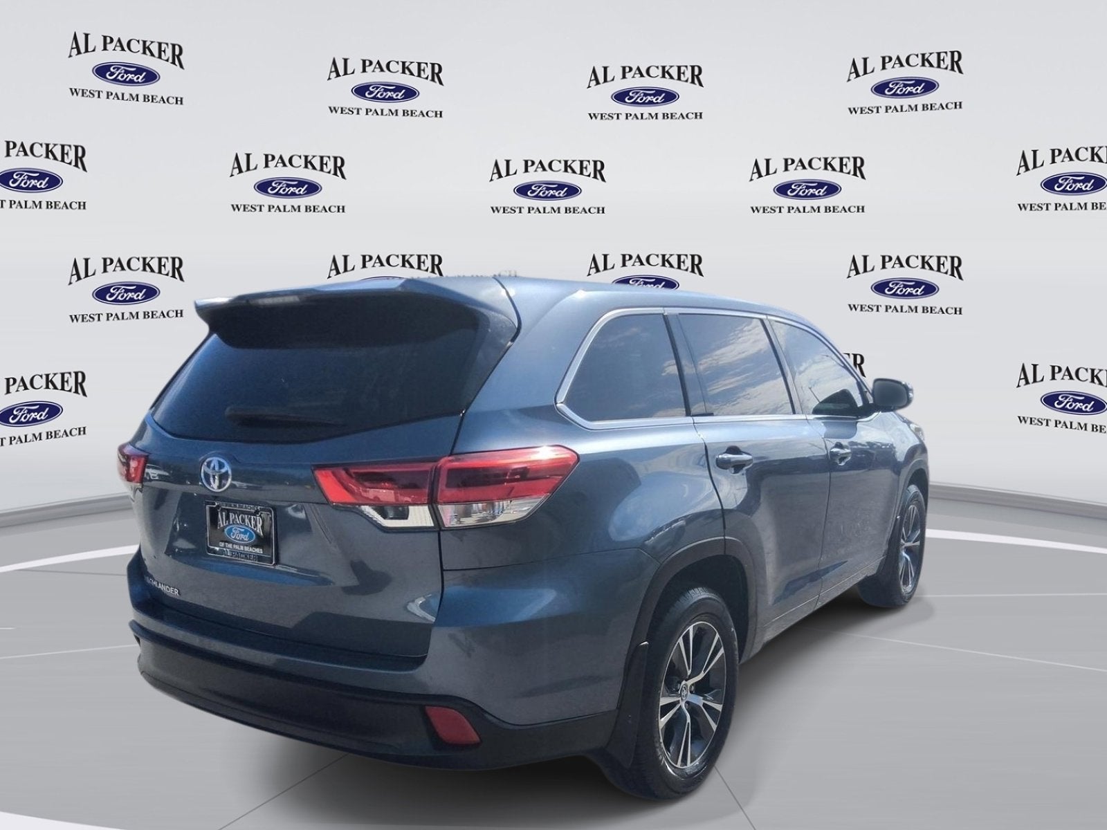 2018 Toyota Highlander LE