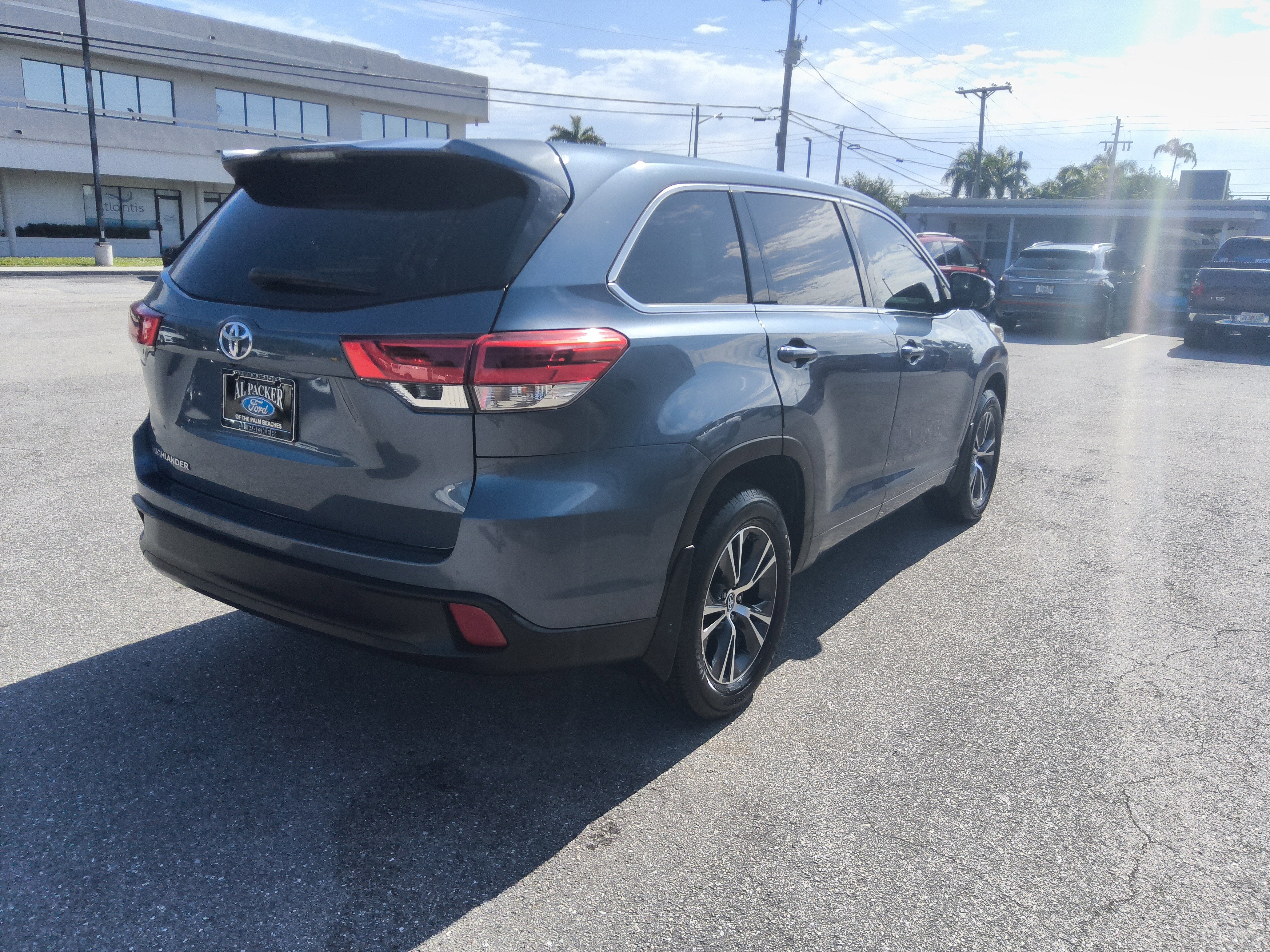2018 Toyota Highlander LE