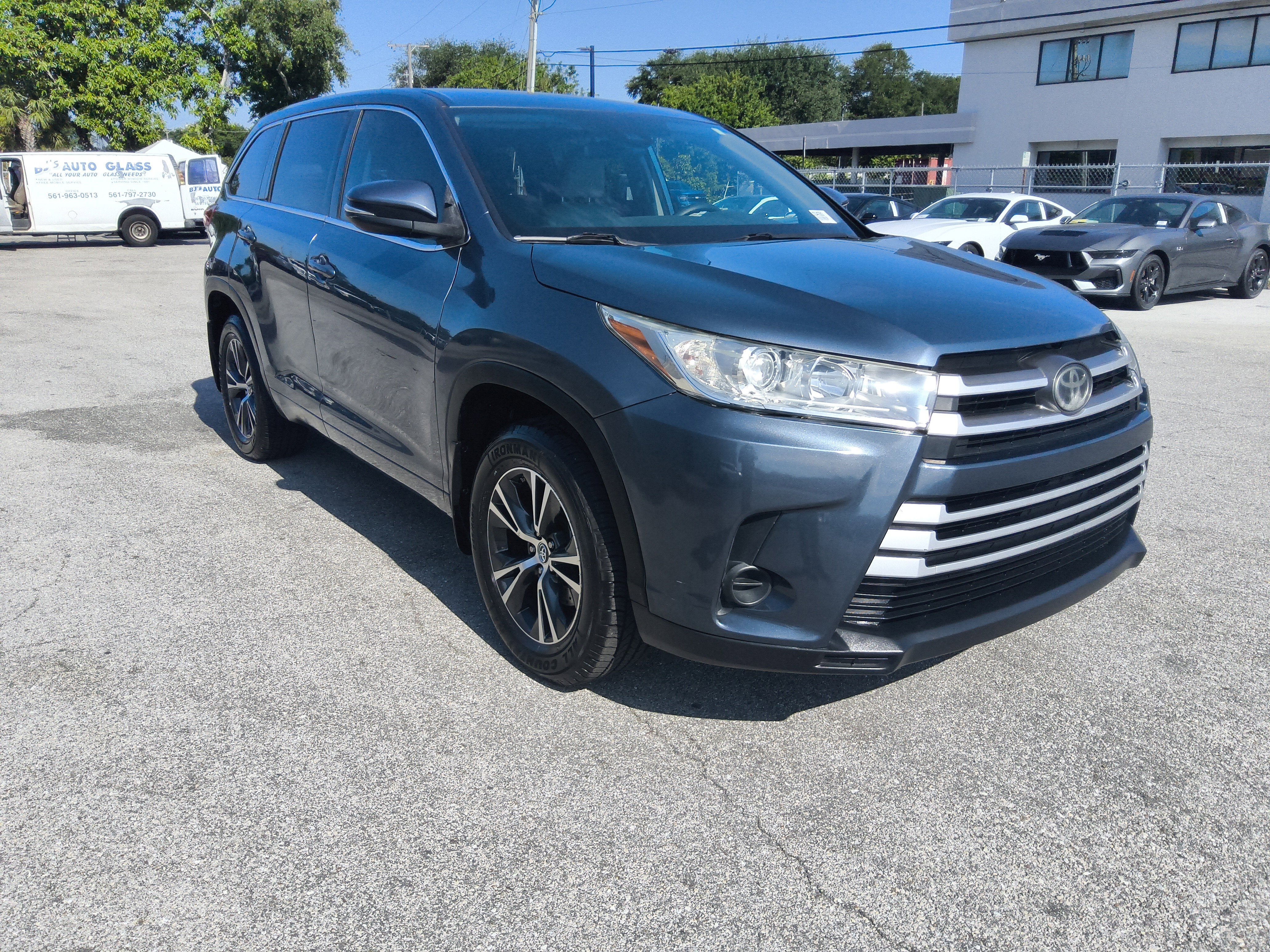2018 Toyota Highlander LE