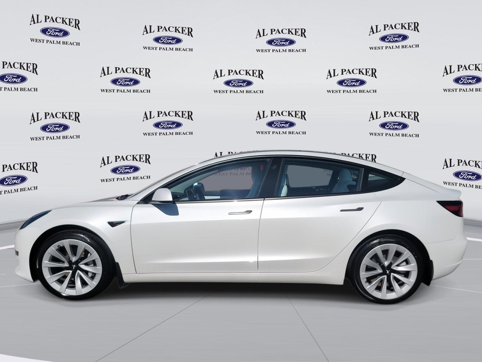 2023 Tesla Model 3 RWD