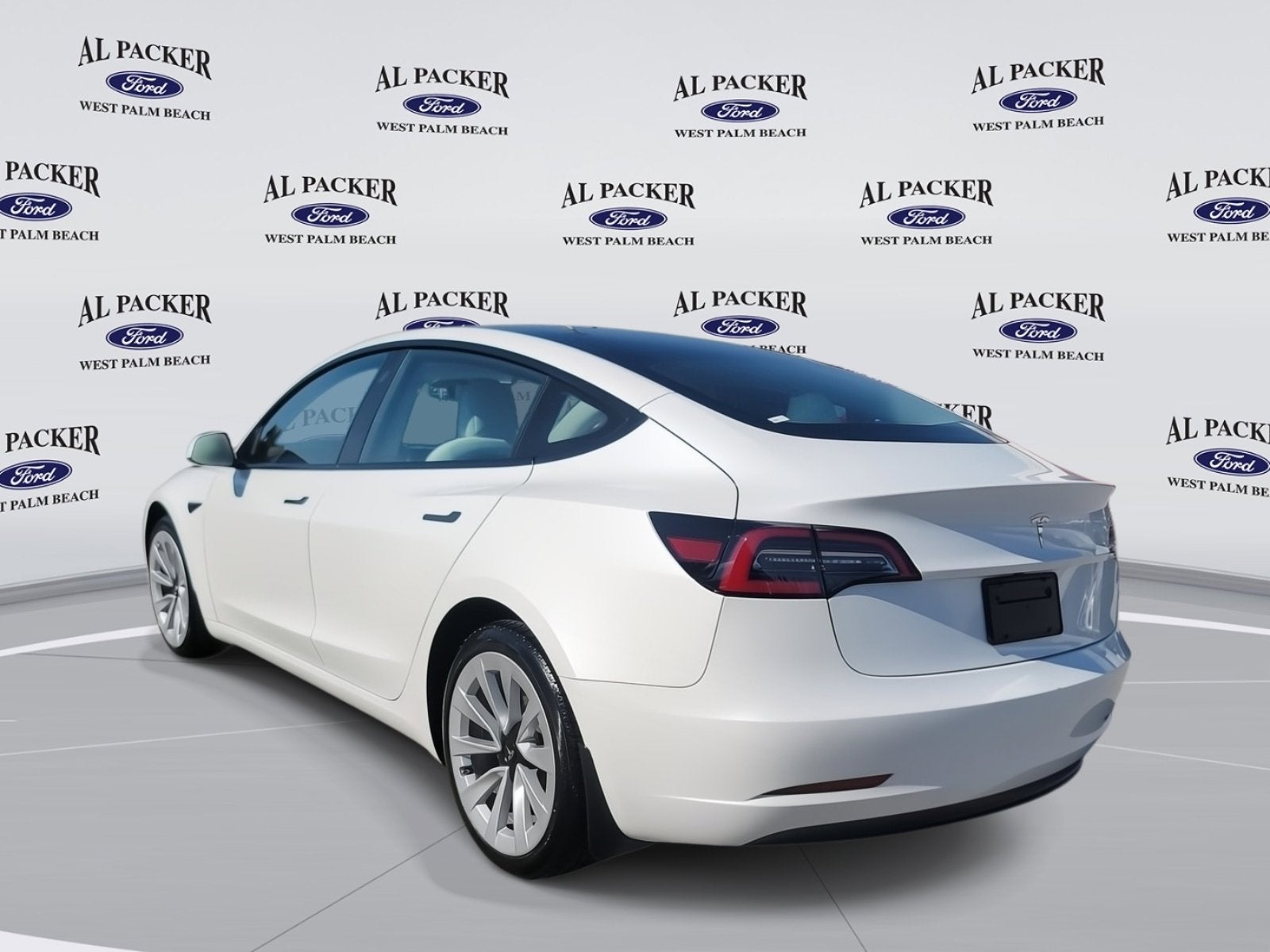 2023 Tesla Model 3 RWD