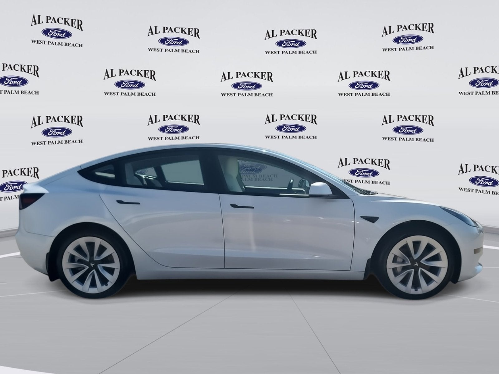 2023 Tesla Model 3 RWD