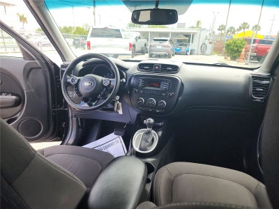 2016 Kia Soul Base