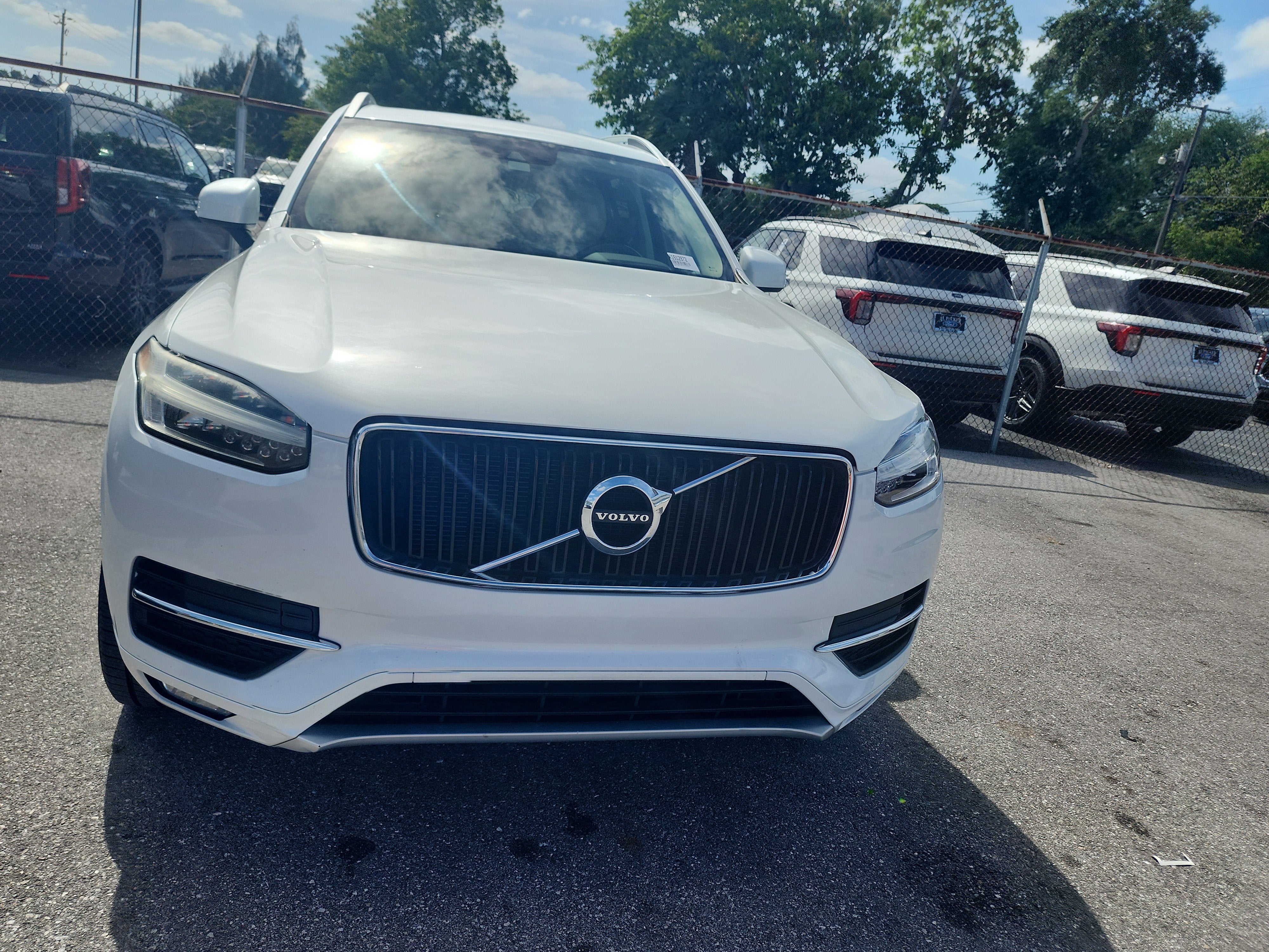 2019 Volvo XC90 Momentum