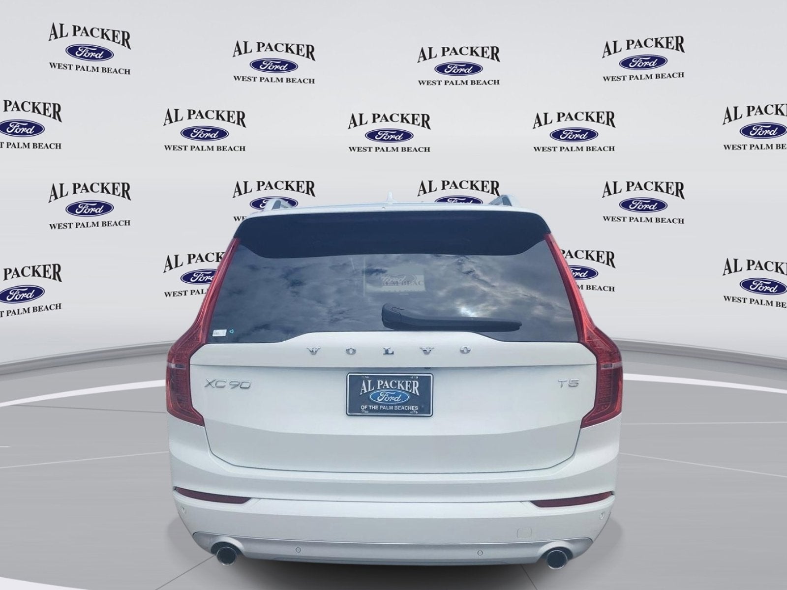 2019 Volvo XC90 Momentum