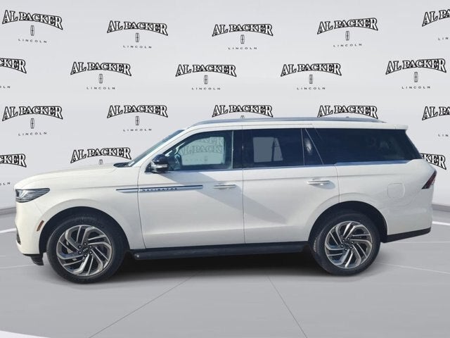 2026 Lincoln Navigator Premiere