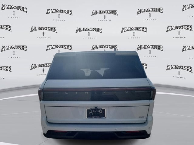2026 Lincoln Navigator Premiere