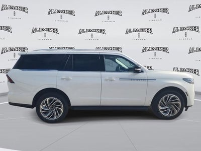 2026 Lincoln Navigator Premiere