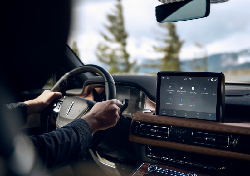 The center touch screen in a 2024 Lincoln Aviator® SUV is shown | Al Packer Lincoln in West Palm Beach FL