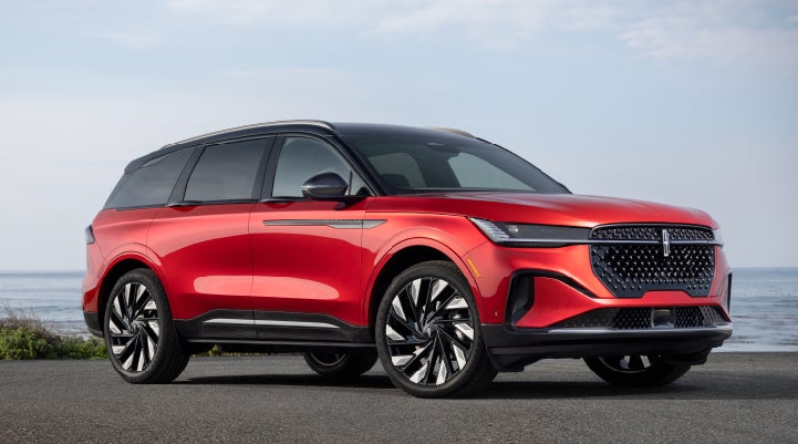 A 2024 Lincoln Nautilus® Reserve model is shown with the stylish available Jet Appearance Package. | Al Packer Lincoln in West Palm Beach FL