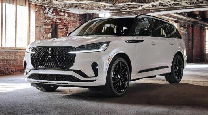 A 2026 Lincoln Aviator® SUV is shown with the available Jet Appearance Package. | Al Packer Lincoln in West Palm Beach FL