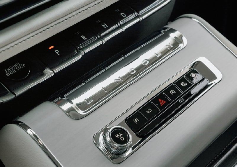 The piano key gear selector of a 2027 Lincoln Aviator® Back Label™ SUV. | Al Packer Lincoln in West Palm Beach FL