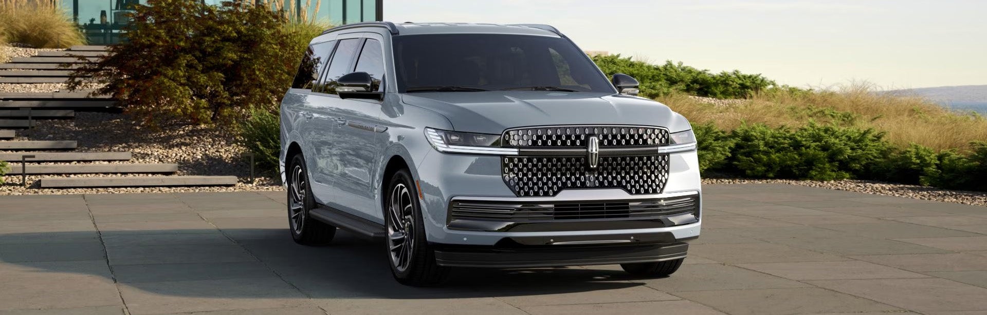 Lincoln Grand Touring Hybrid