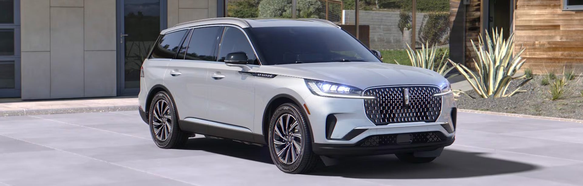 2027 Lincoln Aviator